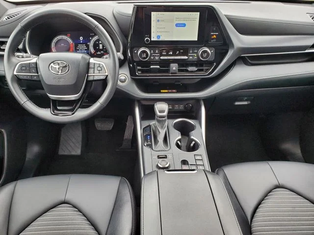 Certified Used 2025  Toyota XSE image 22