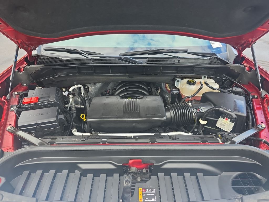 Used 2024 Red GMC SLT image 25