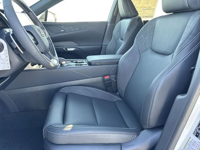 New 2026 Eminent White Pearl Lexus  350 LUXURY image 11