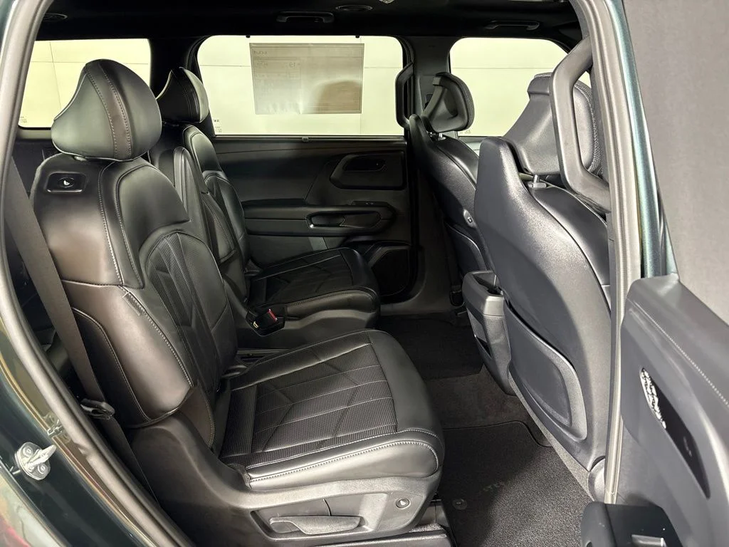 New 2027 Black Jade Green Kia X-PRO SX image 22