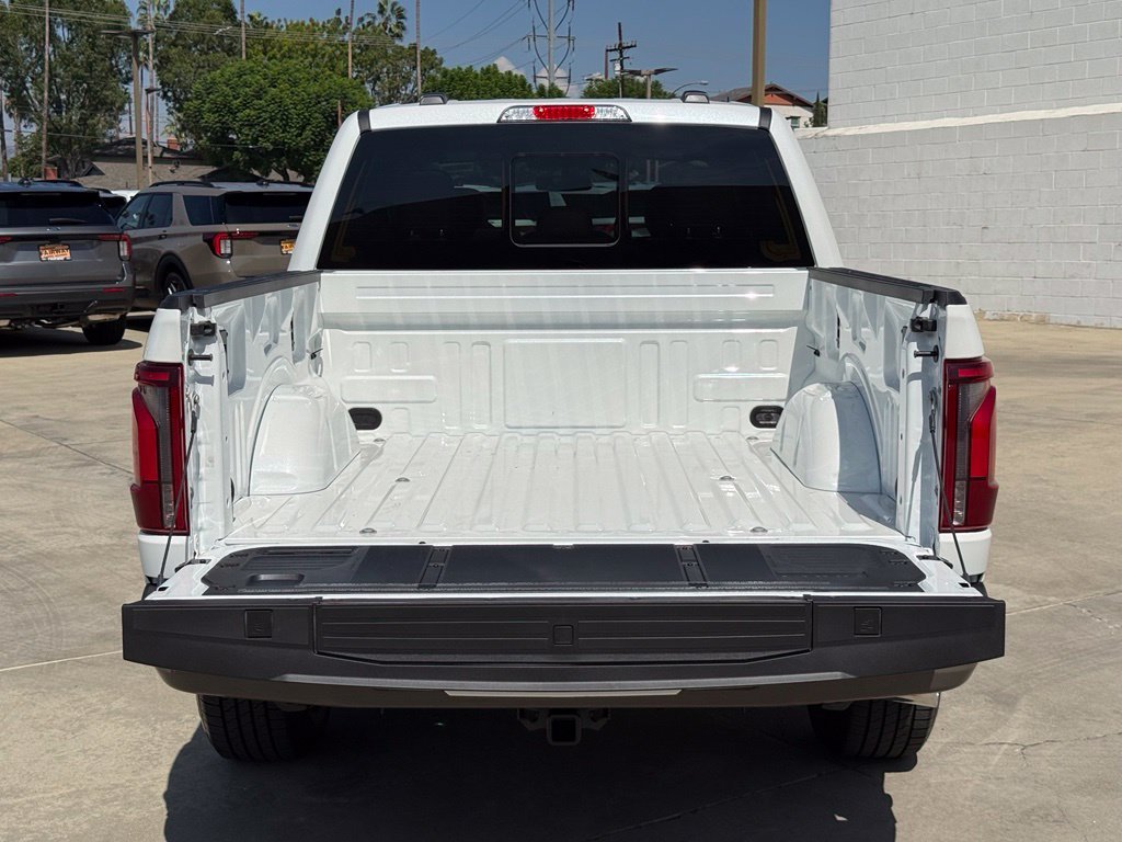 New 2026 Star White Metallic Tri-Coat Ford King Ranch® image 17