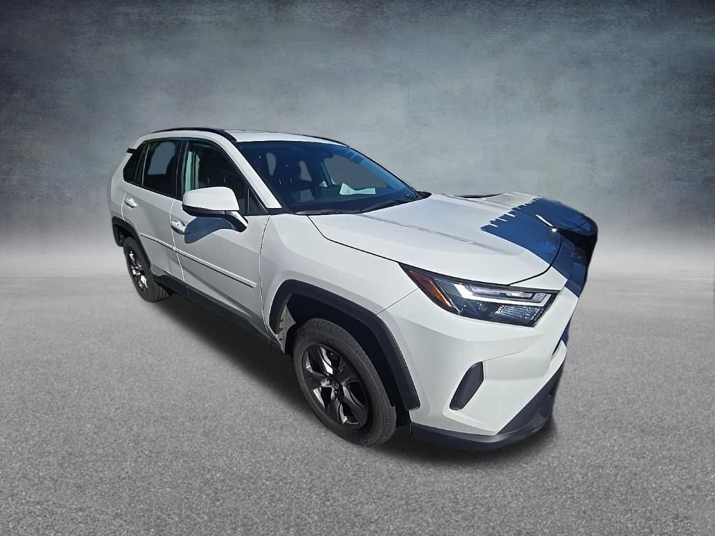 Used 2024 Ice Toyota XLE image 9