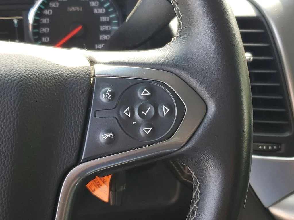 Used 2015 Black Chevrolet LT image 12