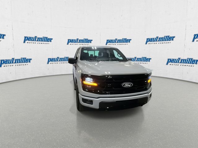 New 2026 Avalanche Ford XLT image 3