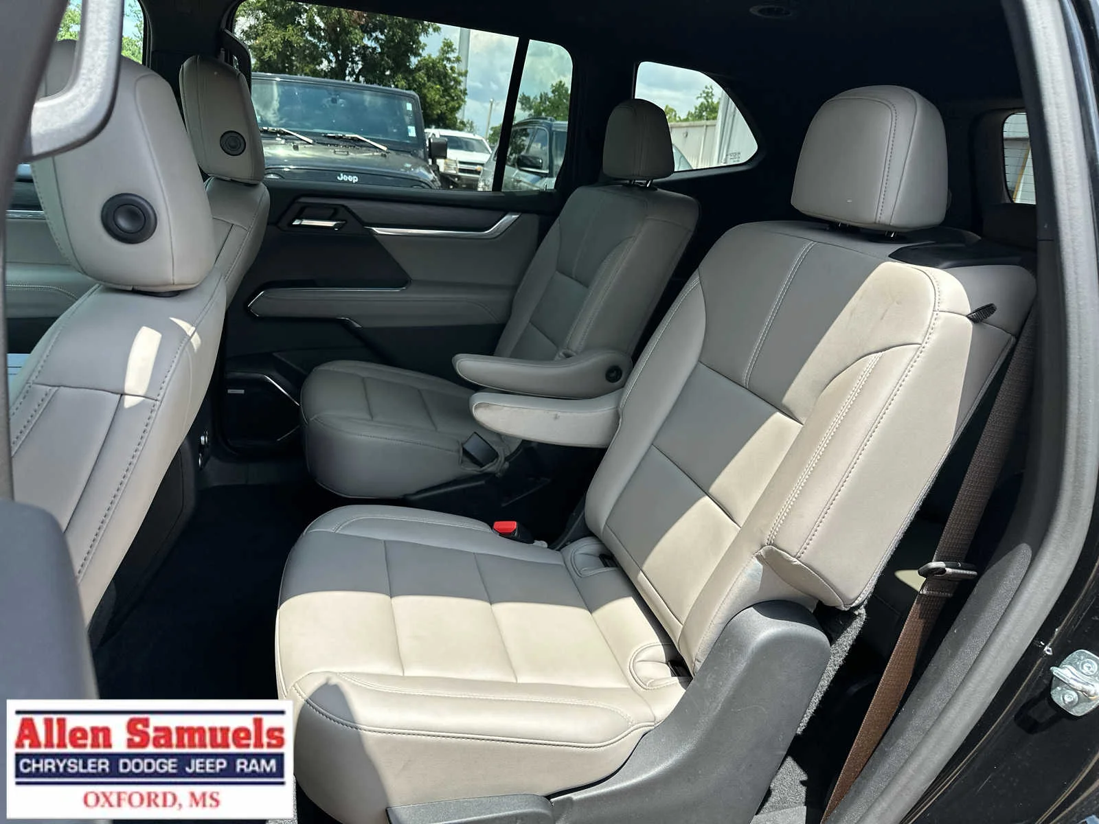 Used 2026 Ebony Twilight Metallic GMC FWD Elevation image 14