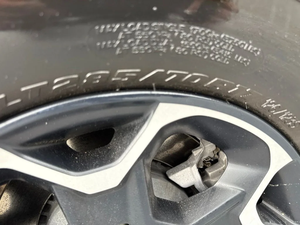 Used 2023 Gray Jeep Rubicon 4xe image 21