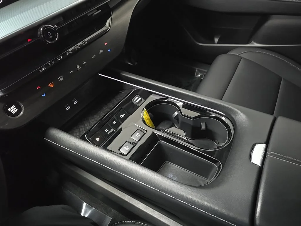 Used 2025 White Nissan SL image 29