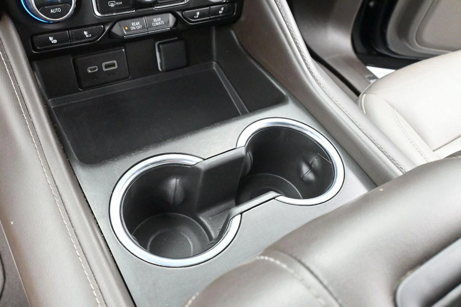 Used 2023 Midnight Blue Metallic Chevrolet LT image 19