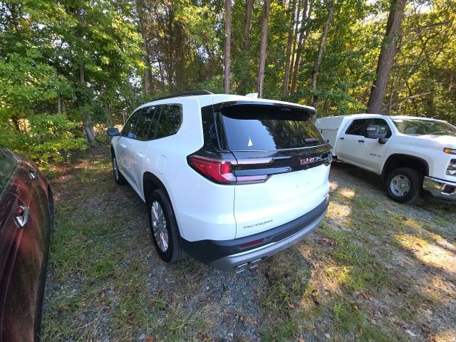 Used 2026 White GMC Elevation image 3