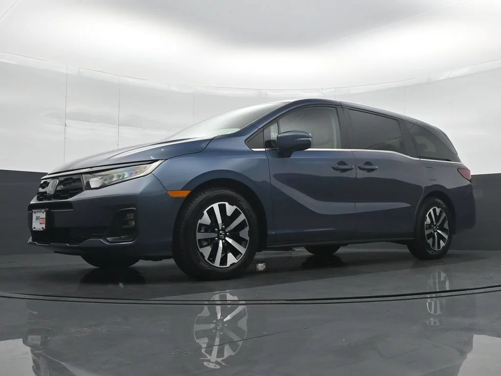 Used 2025 Black Honda EX-L image 27