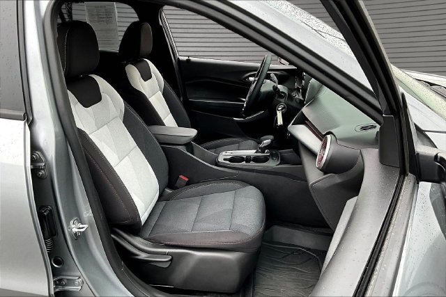 Used 2026 Gray Chevrolet 1RS image 28
