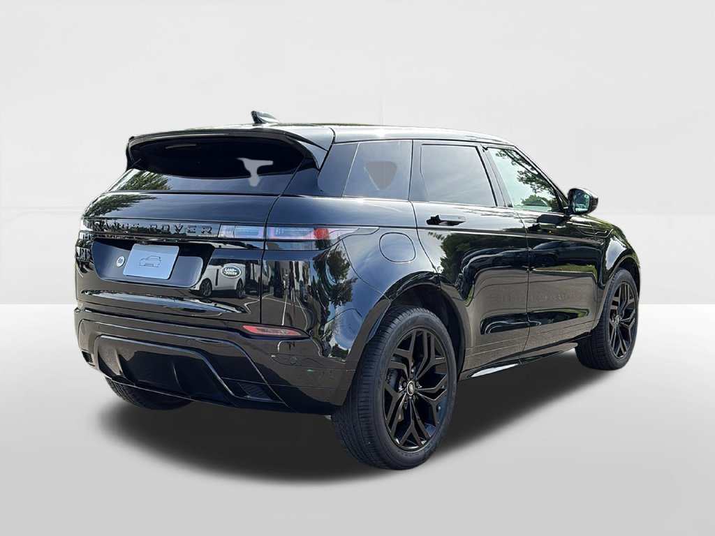 Used 2023 Black Land Rover R-Dynamic SE image 5
