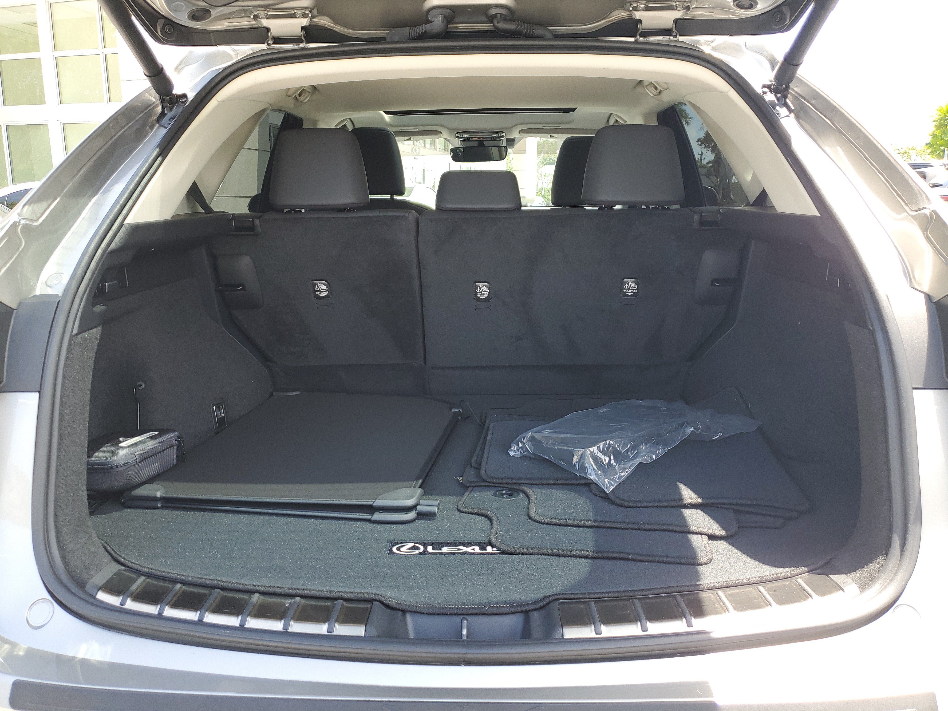 Certified Used 2024 ATOMIC SILVER Lexus NX 250 Premium image 9