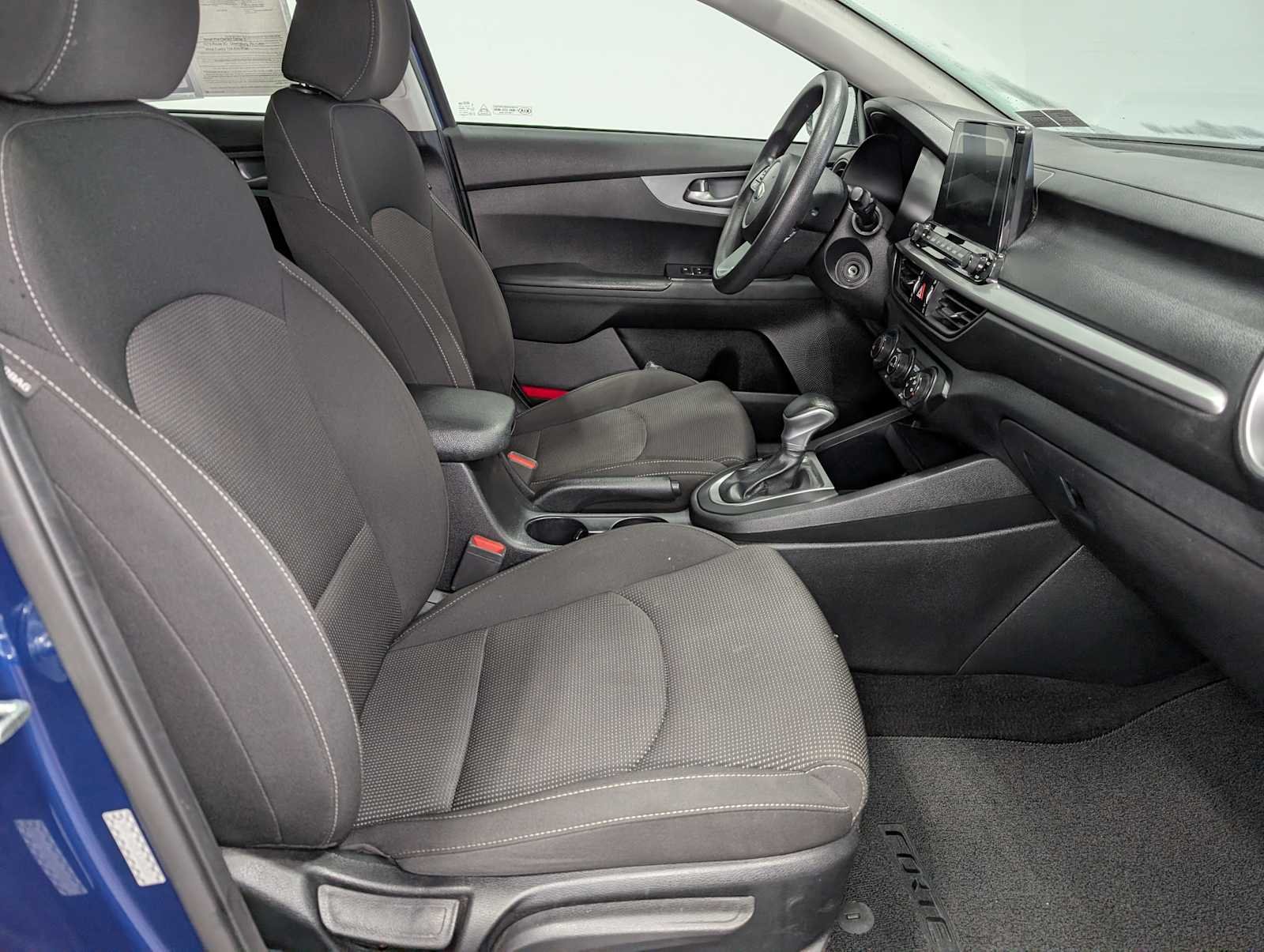 Used 2020 Deep Sea Blue Kia LXS image 37