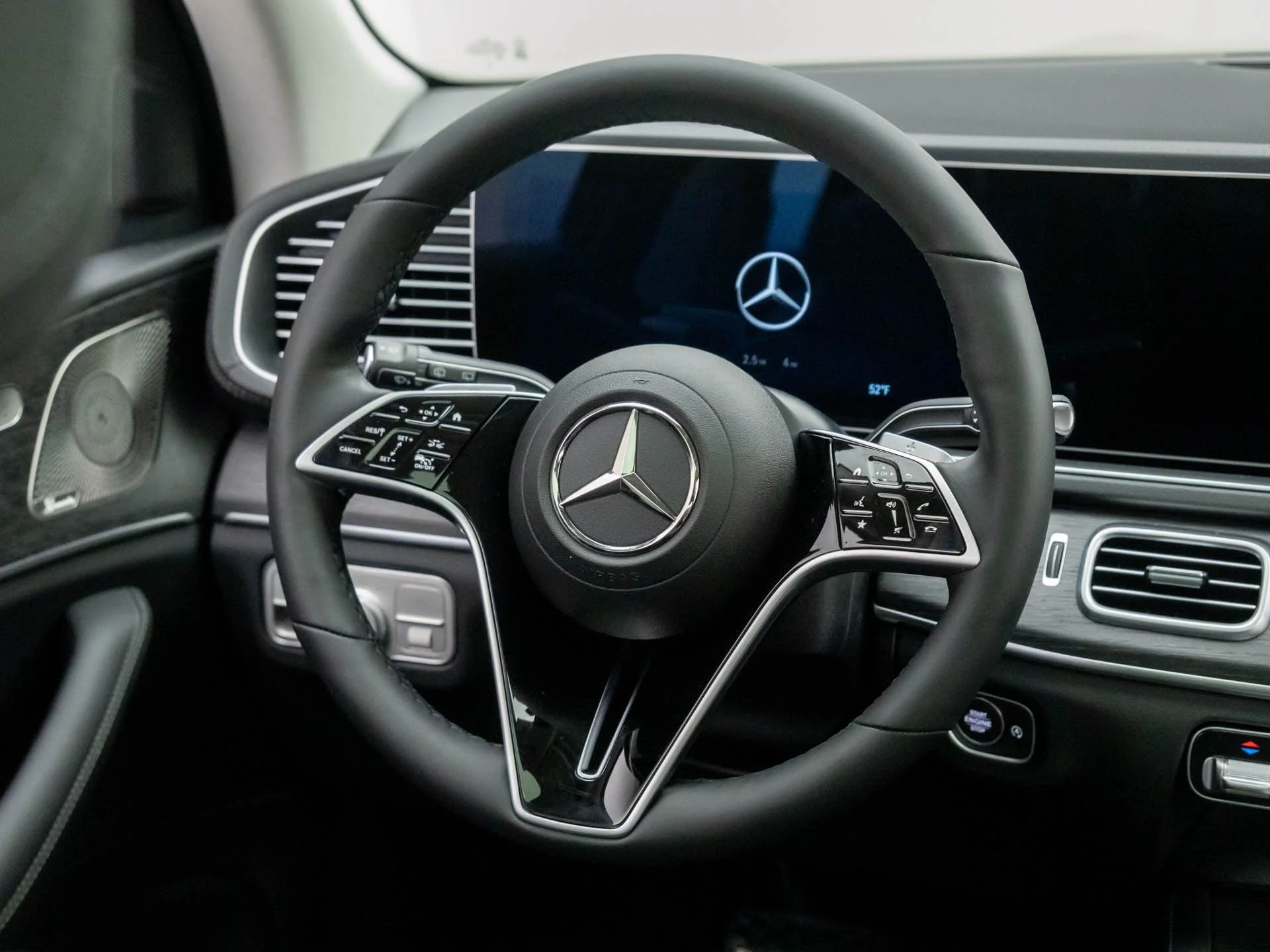 New 2026 Black Mercedes-Benz GLS 450 image 11