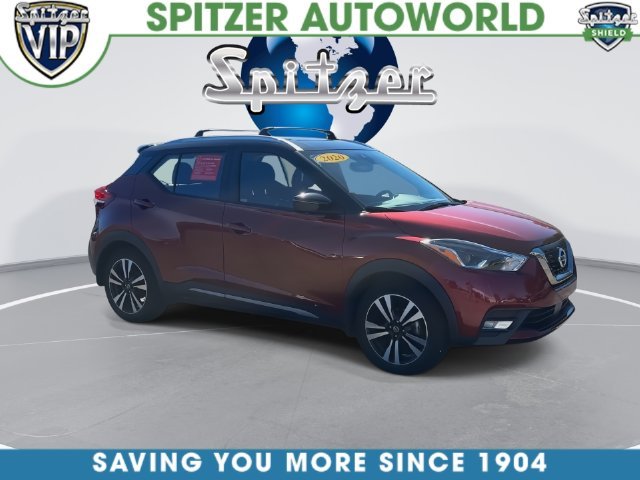 Used 2020 Red Nissan SR image 3