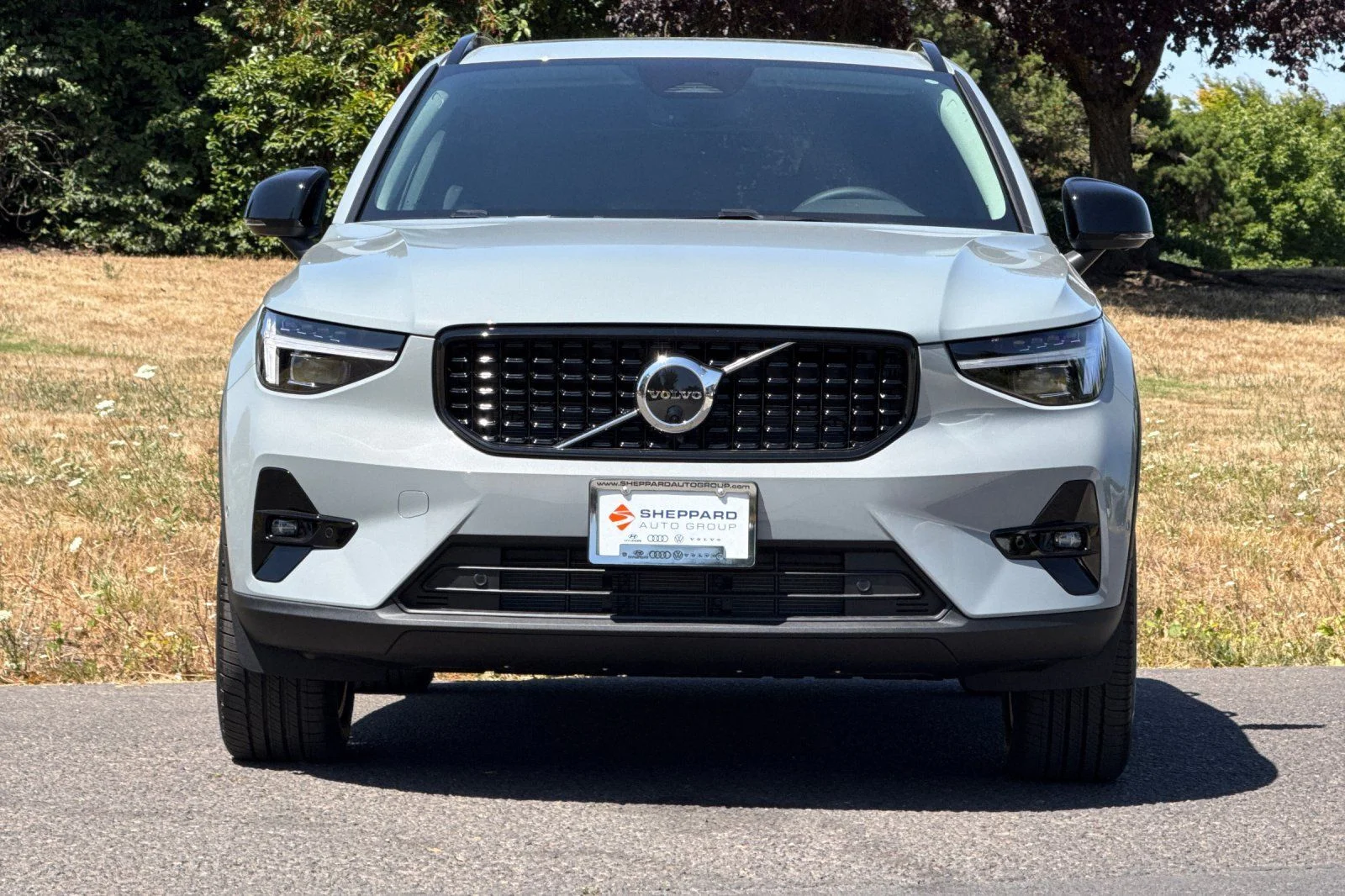 New 2026 Vapour Grey Volvo Plus image 8