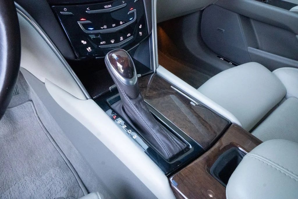 Used 2014 Silver Cadillac Platinum image 10