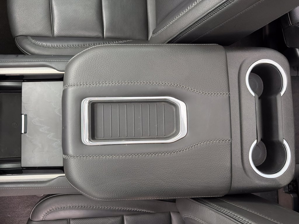 2022 GMC Yukon Denali - Photo 33