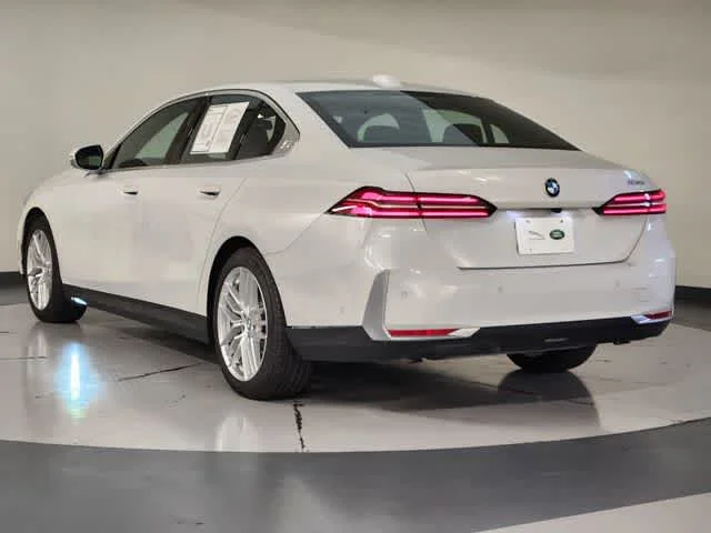 Used 2025 Mineral White Metallic BMW 530i image 7