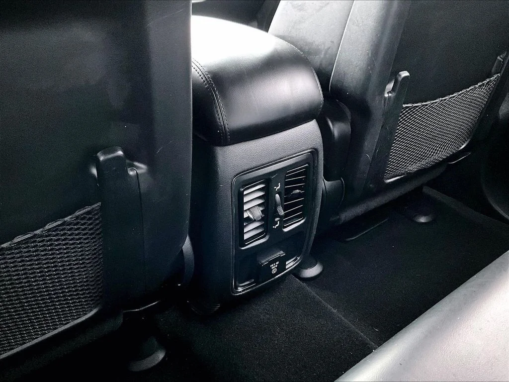 Used 2020 Gray Jeep Altitude image 32