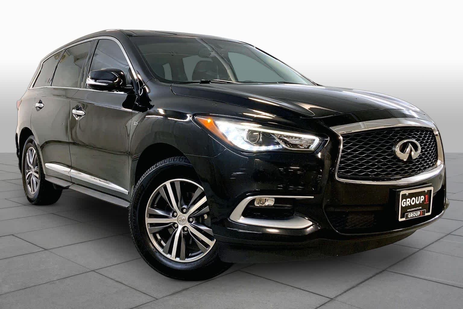 Used 2016 Black Obsidian INFINITI  image 2