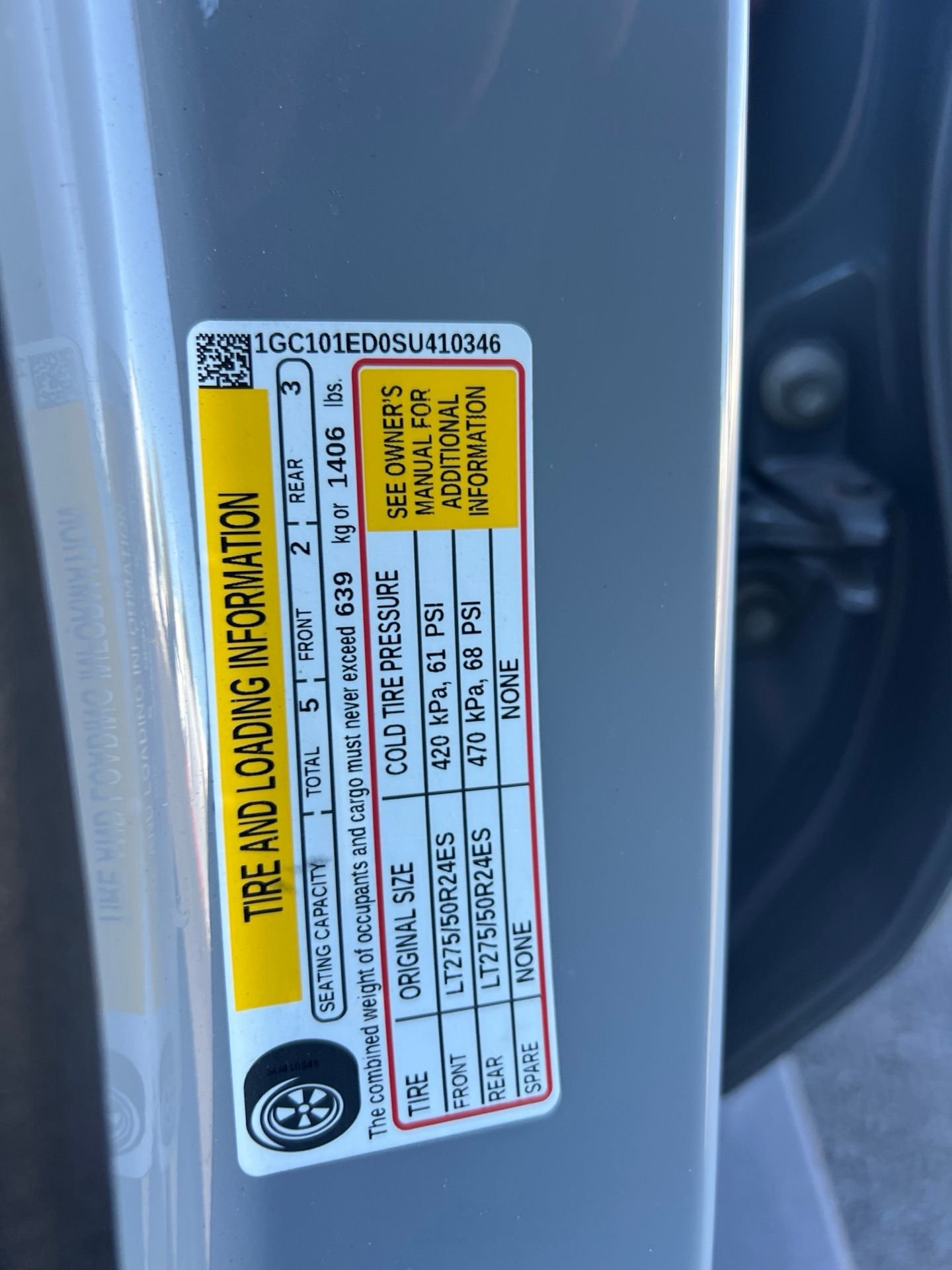 Used 2025 Gray Chevrolet RST image 33