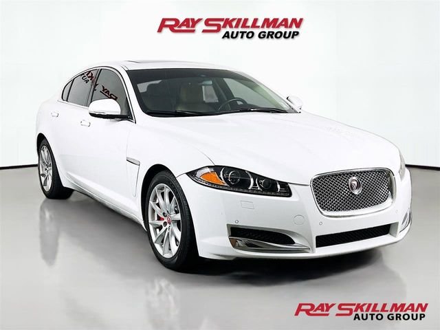 2015 Jaguar XF 2.0T Premium's photo