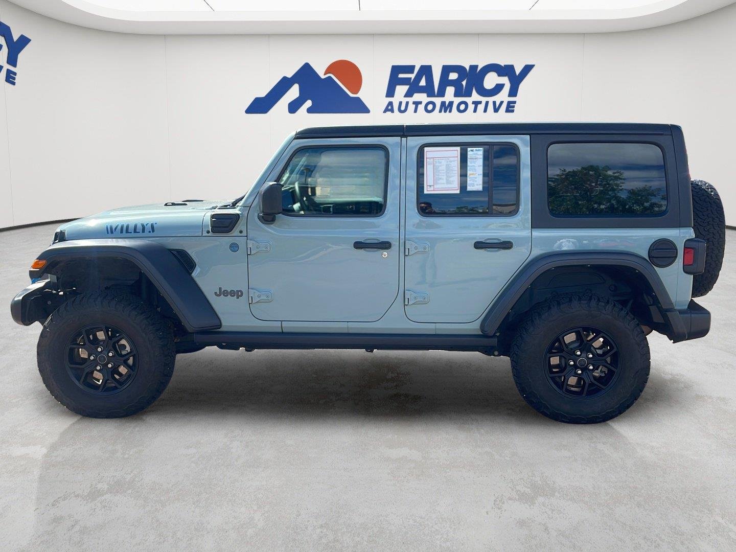 Used 2024 Earl Clearcoat Jeep Willys image 9
