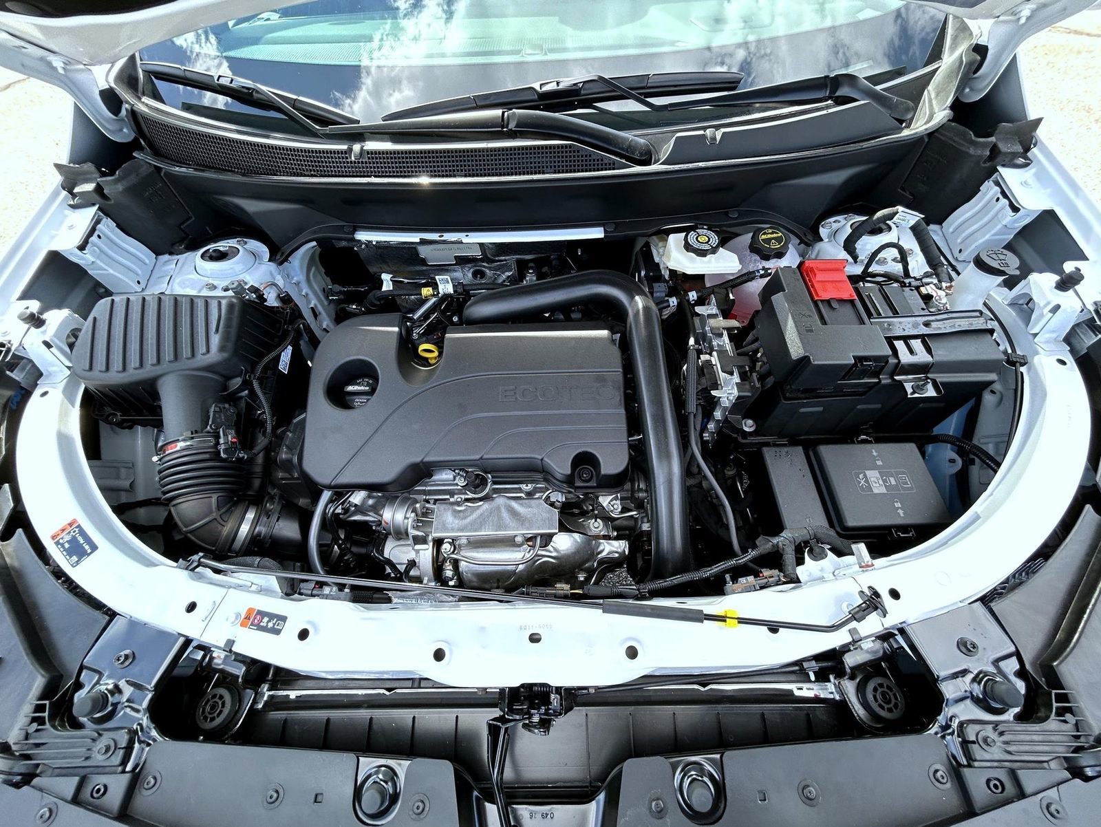 New 2026 White Chevrolet LT image 24