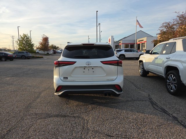 Used 2021 White Toyota XSE image 2