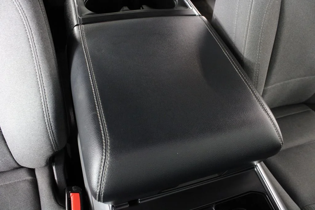 Used 2022 Black Metallic Ford XLT image 18
