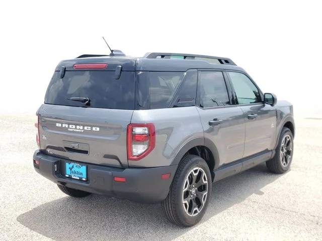 New 2026 Carbonized Gray Metallic Ford Outer Banks® image 4