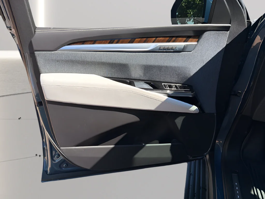 2026 Cadillac Escalade Platinum Sport - Photo 16