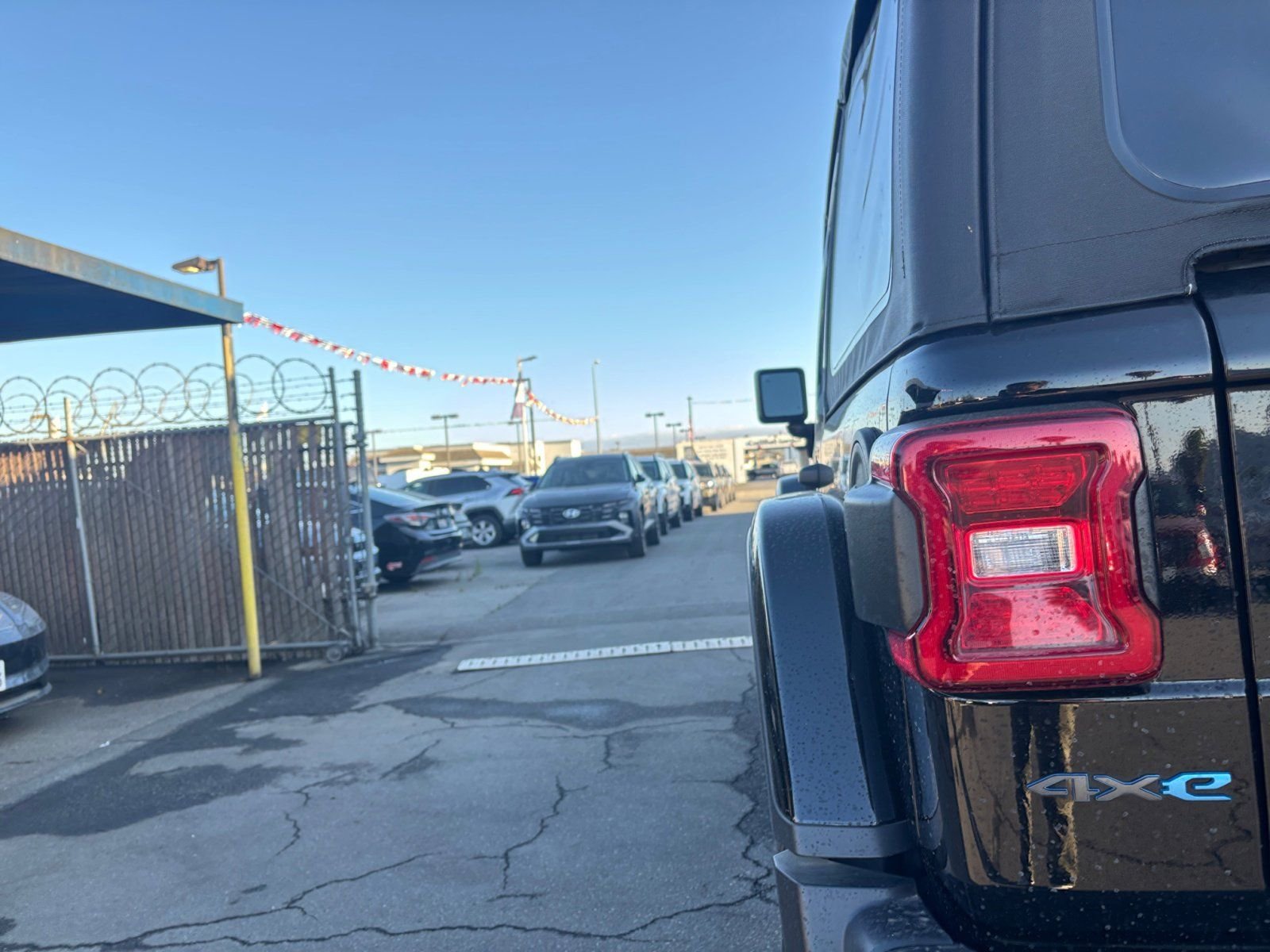 2021 Jeep Wrangler Unlimited Rubicon 4XE - Photo 36