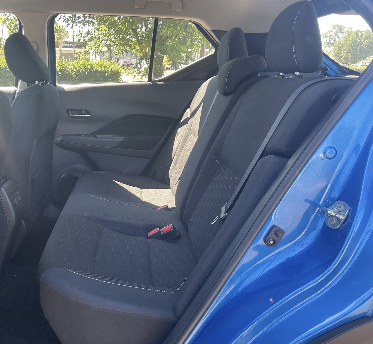 Used 2021 Electric Blue Metallic Nissan SV image 13