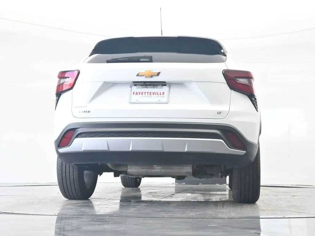 2025 Chevrolet Trax LT - Photo 38