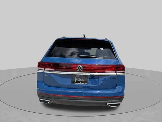 Used 2026 Blue Volkswagen SE image 4