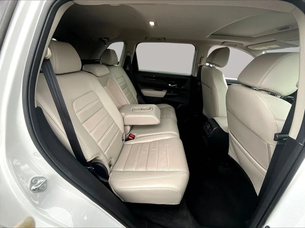 Used 2023 Platinum White Pearl Honda EX-L image 28