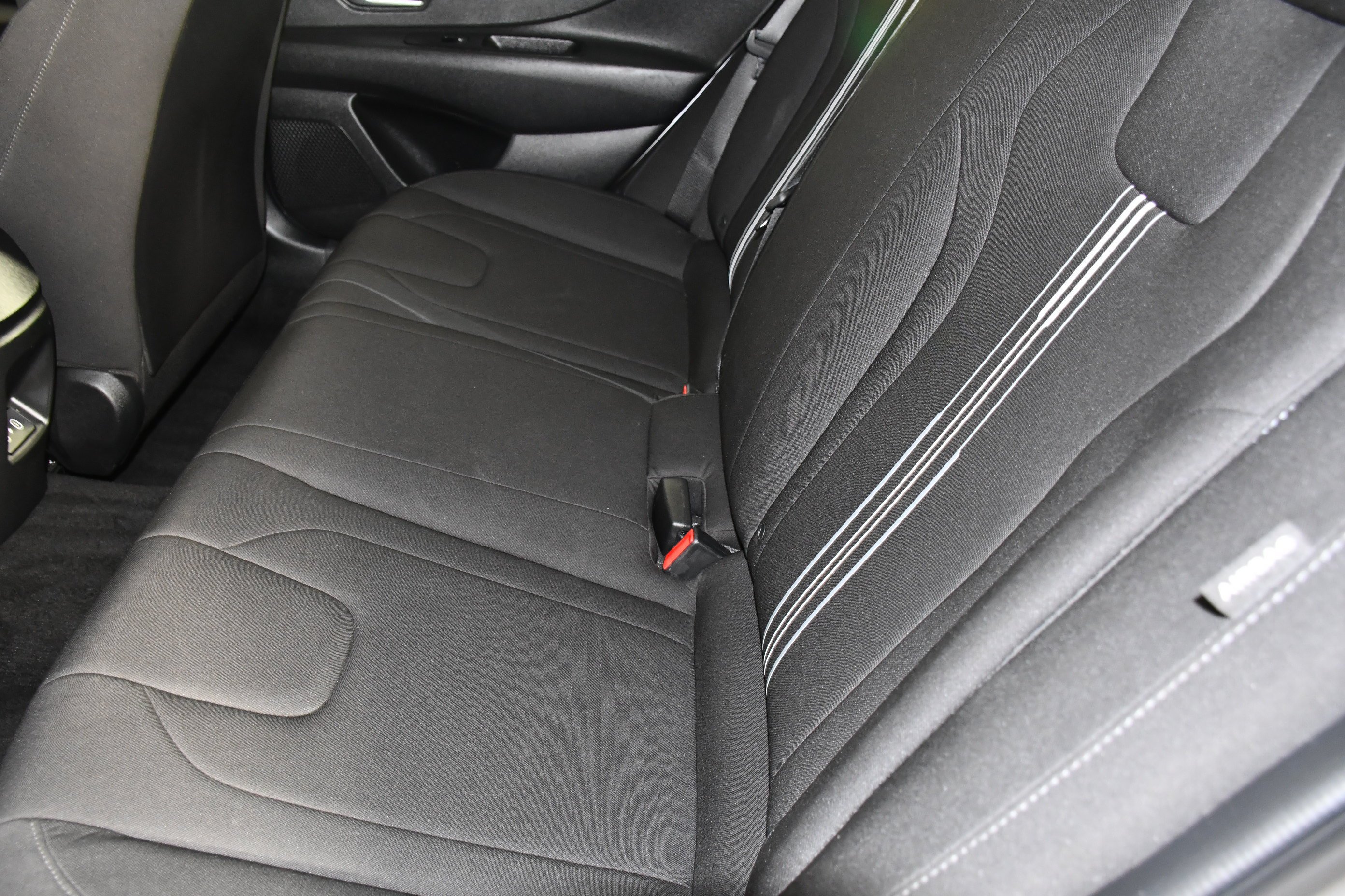 Used 2024 Serenity White Hyundai SEL image 46