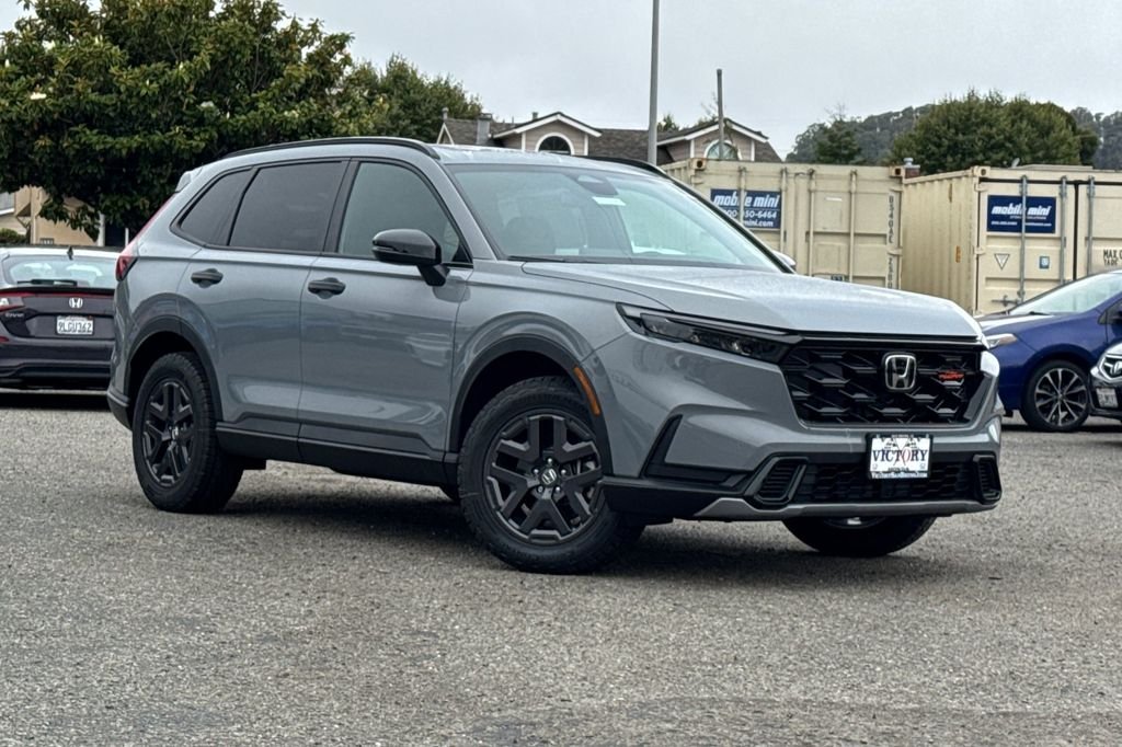 New 2026 Urban Gray Pearl Honda TrailSport image 2