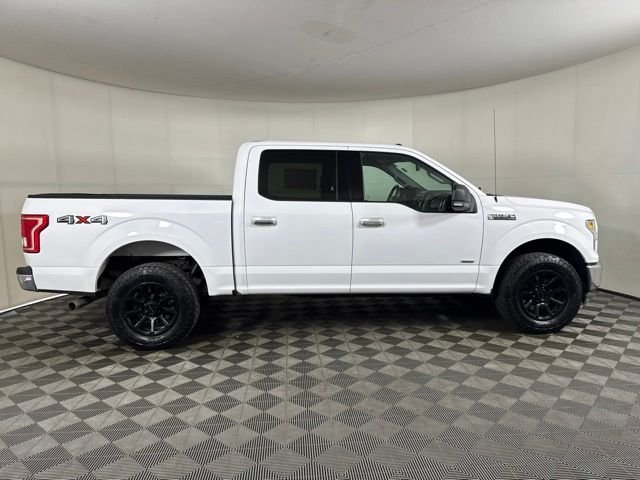 Used 2017 White Ford XLT image 2