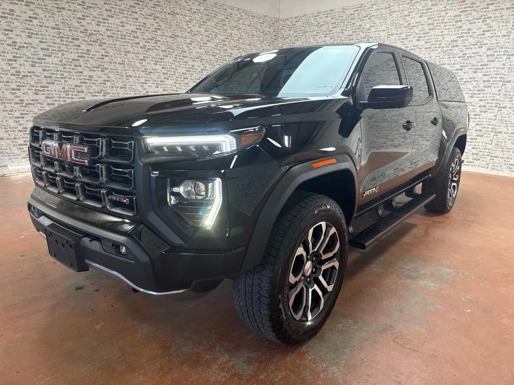 Used 2023 Onyx Black GMC AT4 image 3