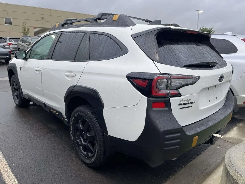 Used 2024 Crystal White Pearl Subaru Wilderness image 3