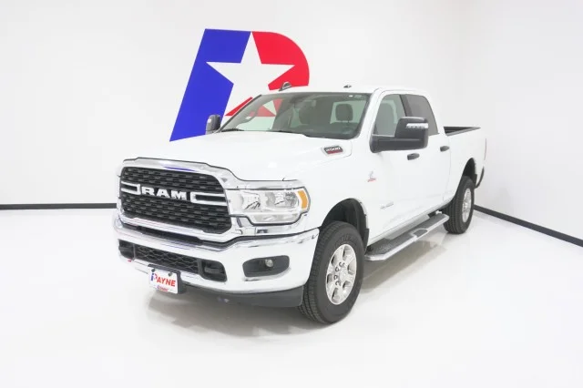 Used 2024 WHITE Ram Big Horn image 1