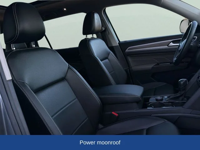 Used 2021  Volkswagen SEL image 21