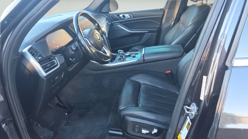 Used 2020 Gray BMW sDrive40i image 19