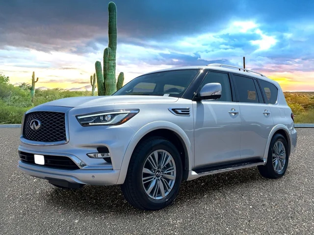 2022 INFINITI QX80 Luxe