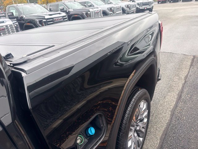 Used 2023 Black GMC Denali image 7