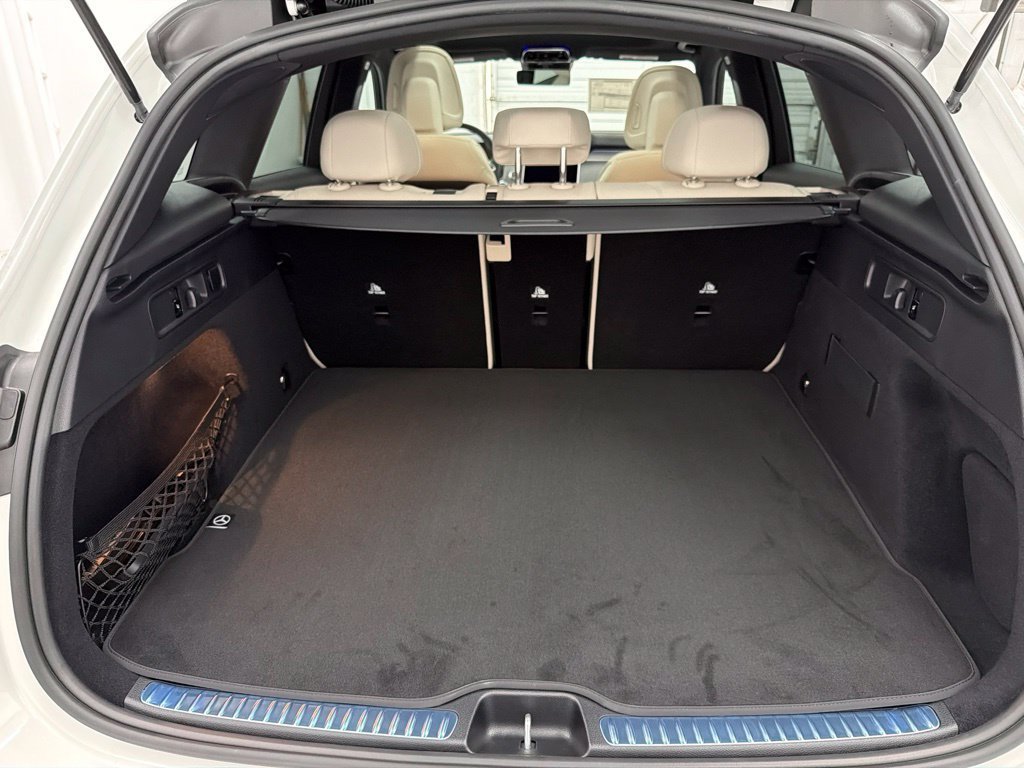 New 2027 Polar White Mercedes-Benz GLC 300 image 104
